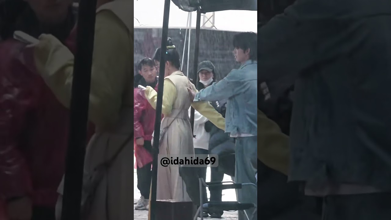 Papa and Mama holding hands #zenghui #hanyutong