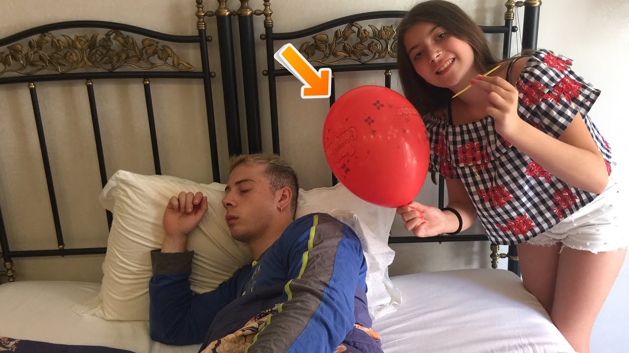 SCOPPIO PALLONCINI A JUSTR3MO PER 24 ORE!!! *divertente*