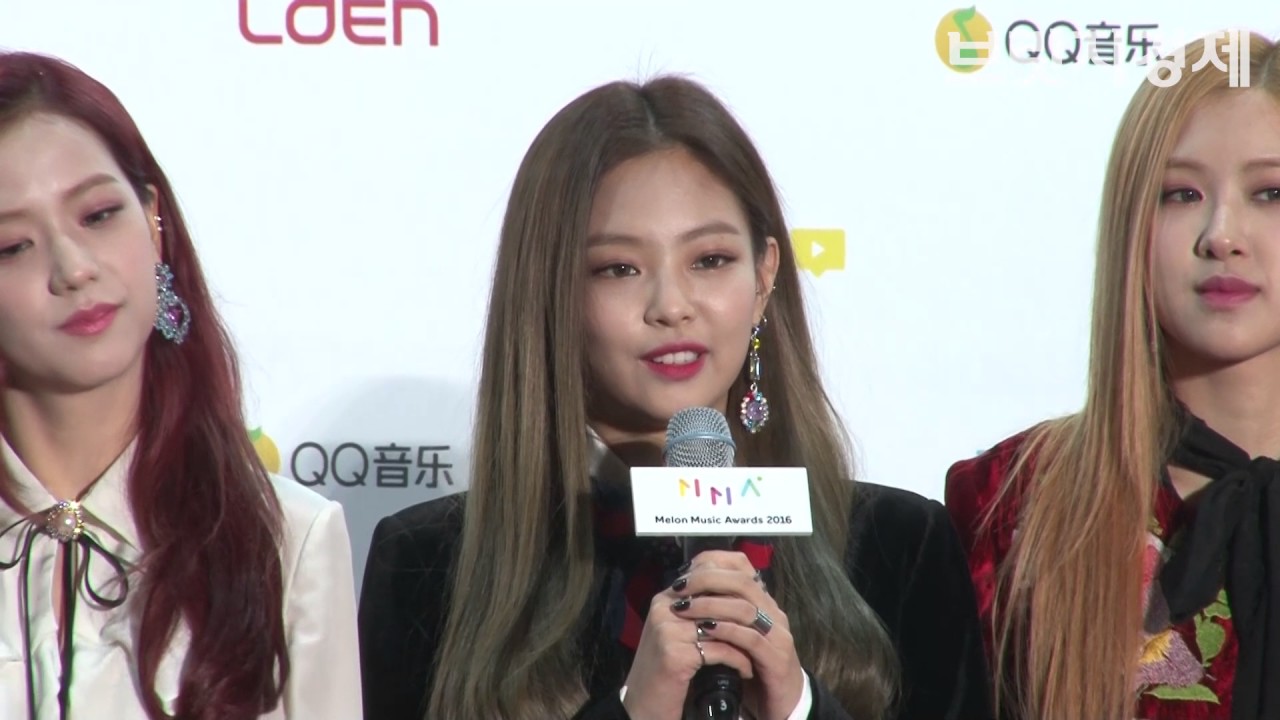 [영상] 신인상 거머쥔 블랙핑크(BlackPink), 섹시와 귀여움 겸비한 다크호스 걸그룹 (2016 MMA)