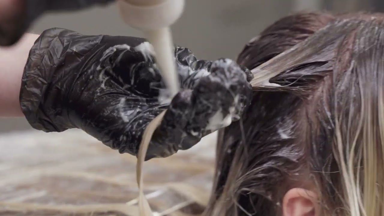 Light Bronde Balayage  Tutorial with Calum Tierney | Wella Professionals