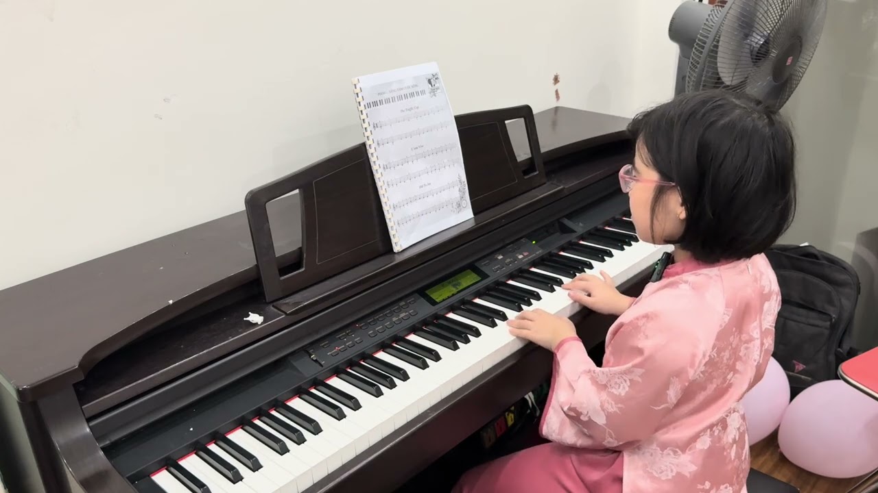 5/365 Ngày luyện đàn piano