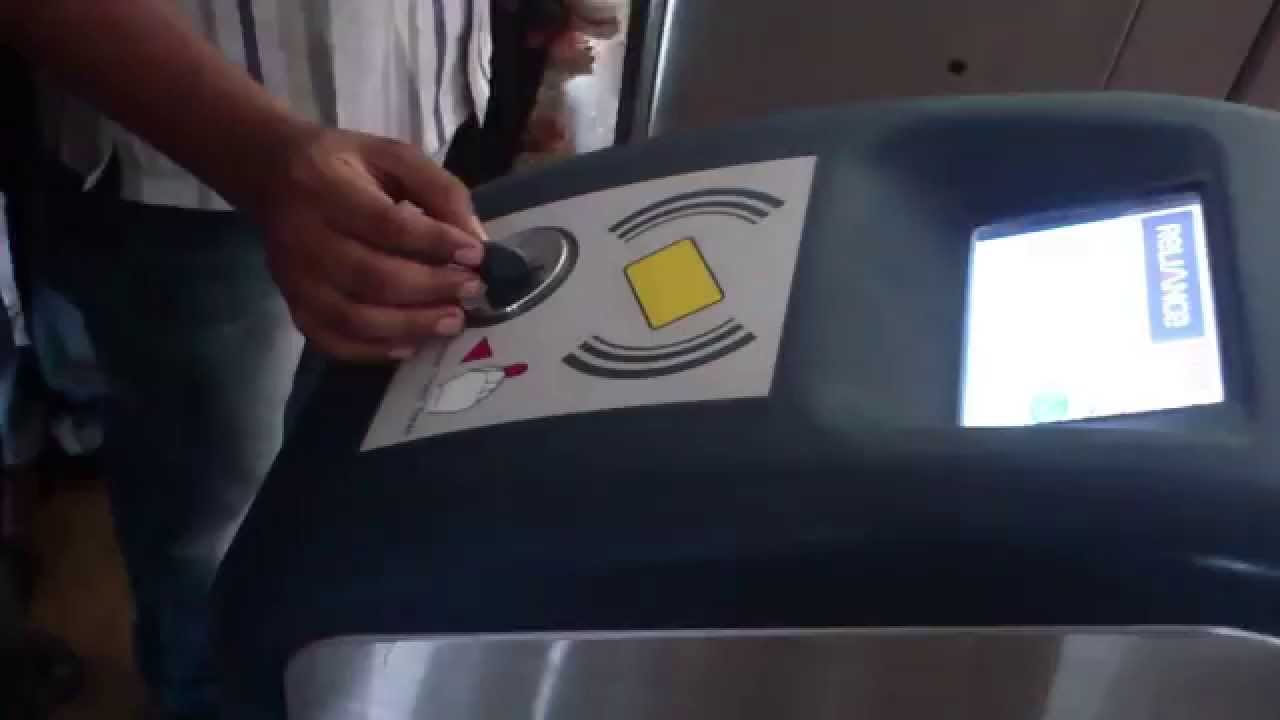 Metro Train Card Coins Usage Demo - How to Use Mumbai Metro Smart Cards and Coins