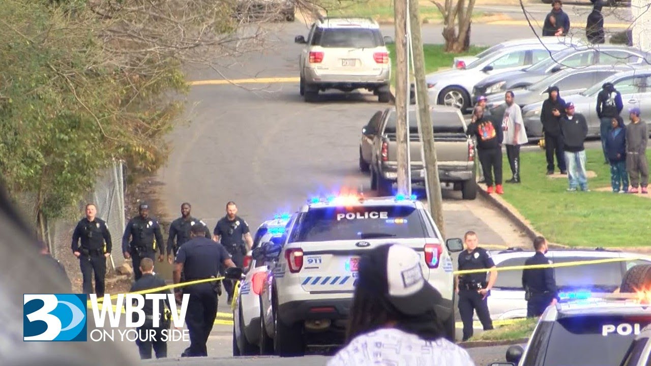 17 Year Old Killed In Drive By Shooting In Northwest Charlotte, Police Say