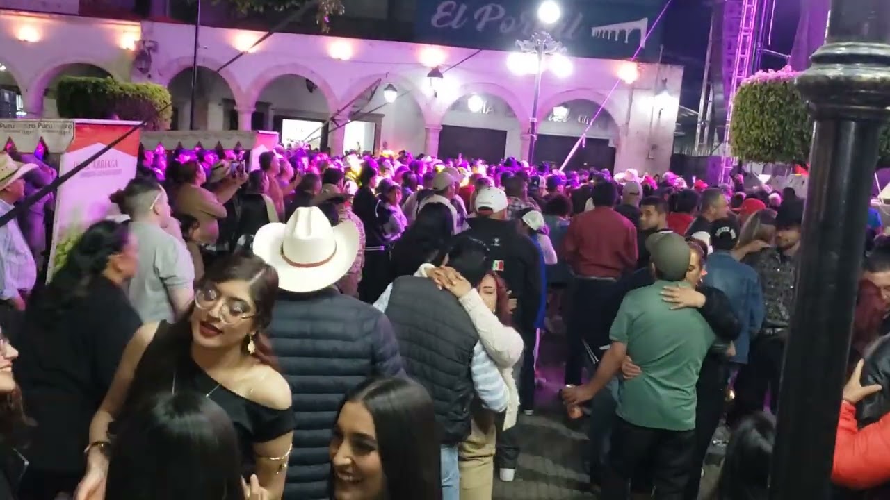 En el baile en mi  PURUANDIRO Mich 15 de febrero 2026