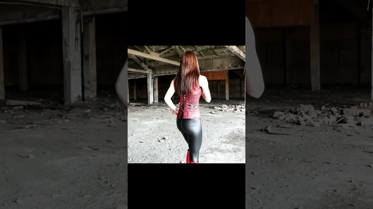 High heels and a corset #heels #highheels #shorts #corsets #dangertwins