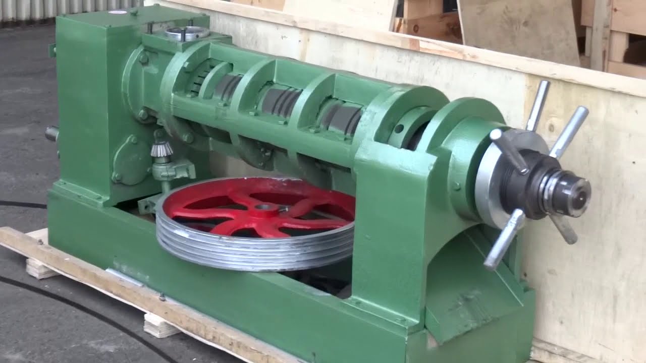 Распаковали  Маслопресс шнековый 3DLG-135 а там?