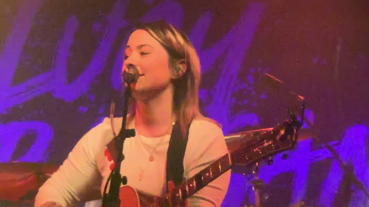 Lucy Spraggan - Tea and Toast - Portsmouth 2019