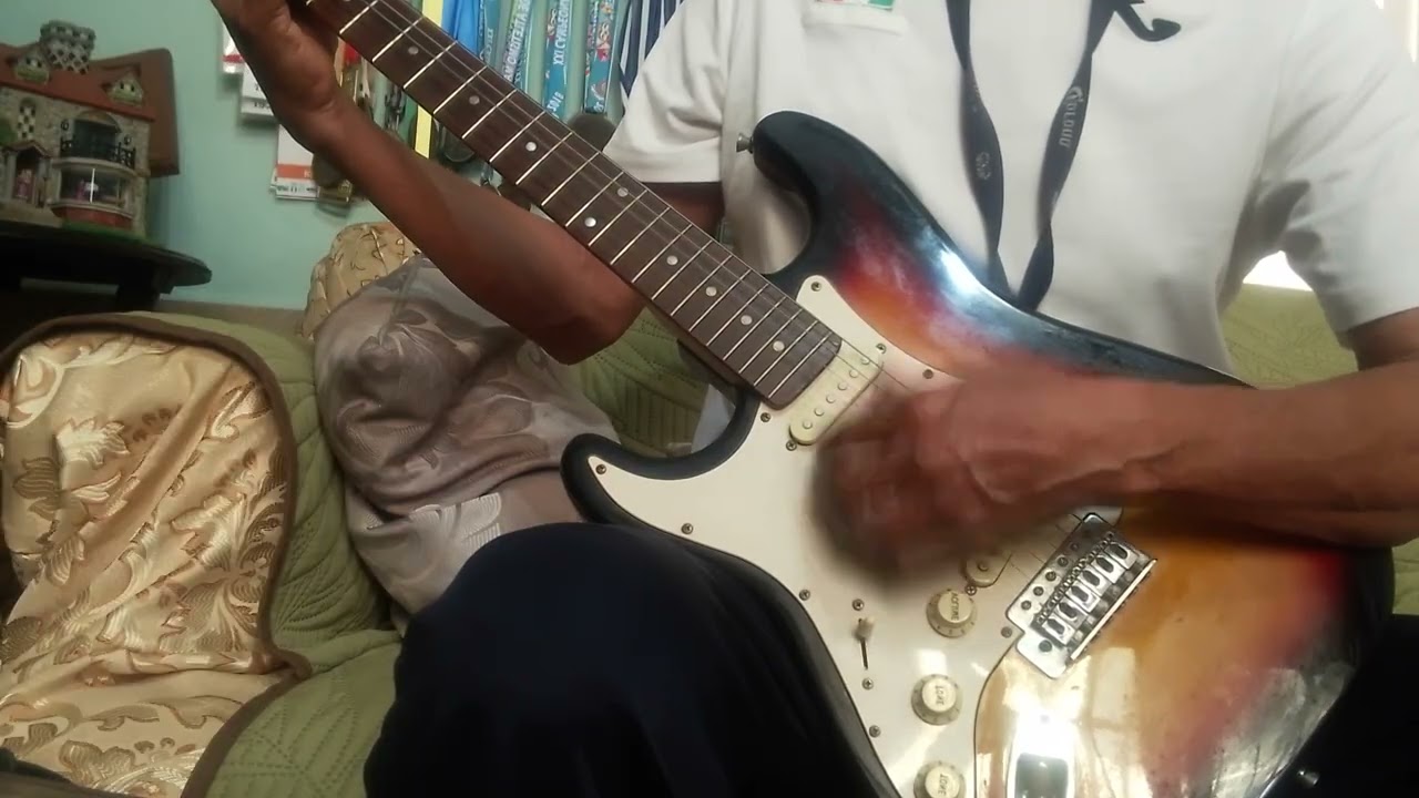LETICIA ISABEL , solo guitarra 
