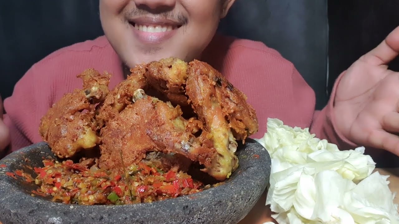 MUKBANG CHIKEN WINGS WITH SAMBAL BAWANG COBEK YANG SANGAT PEDAS || ASMR