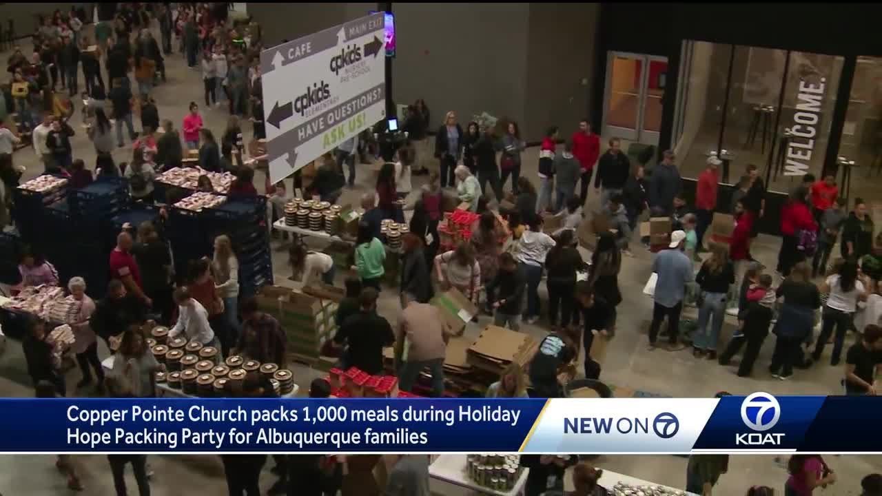Albuquerque church packs 1,000 Thanksgiving meals for families in need