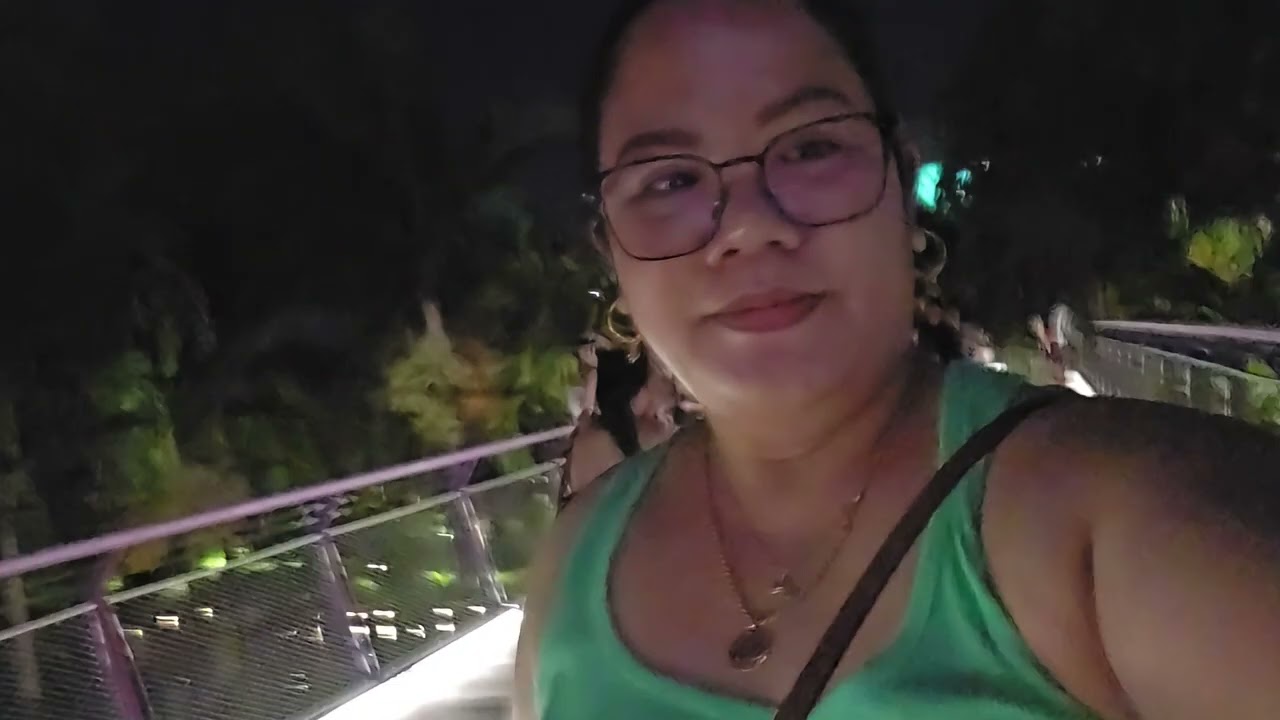 (SUPERTREE GROVE) GUMALA KAMI SA GABI HOW AMAZING VIEW SINGAPORE 🇸🇬 ##ofwlife #highlights #sg60 