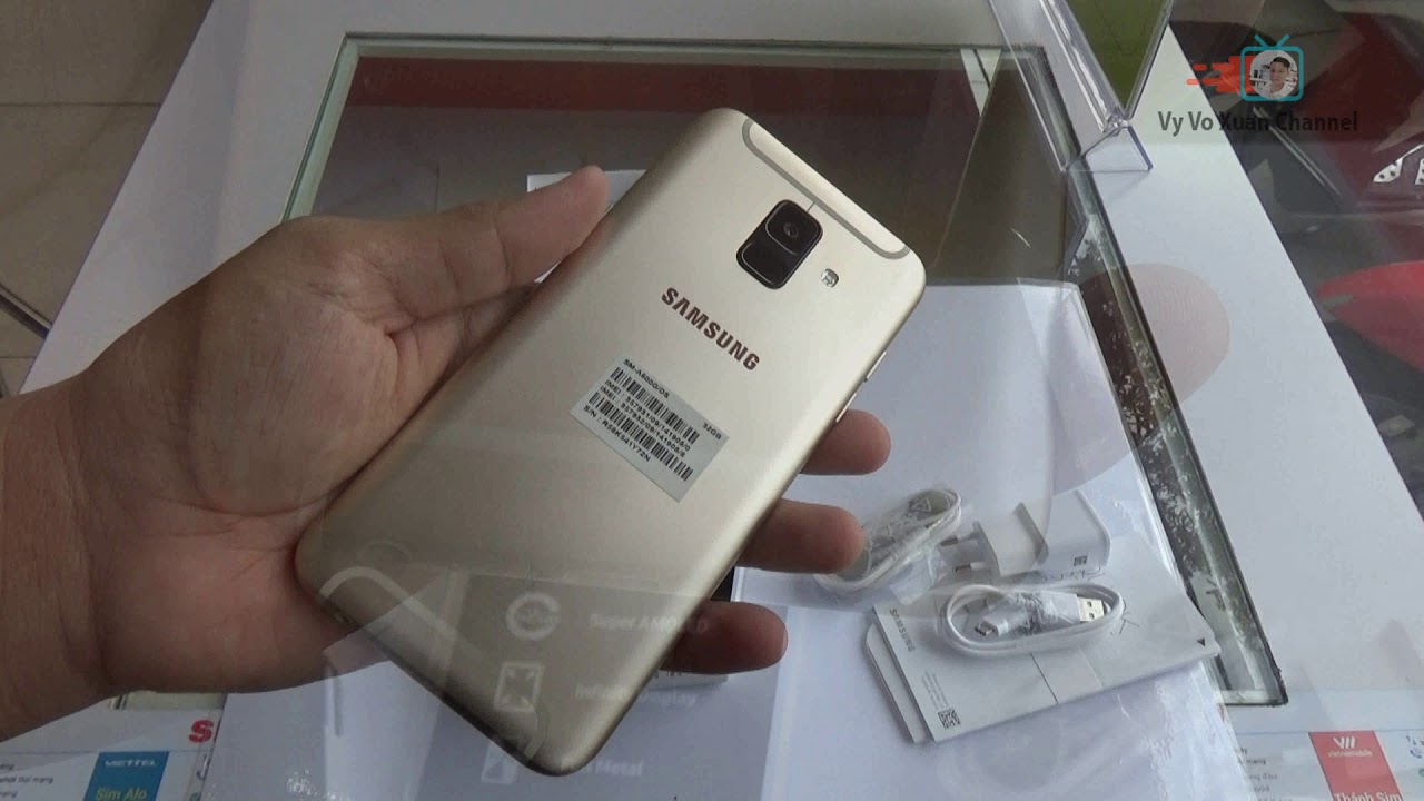 Samsung Galaxy A6 2018 gold color