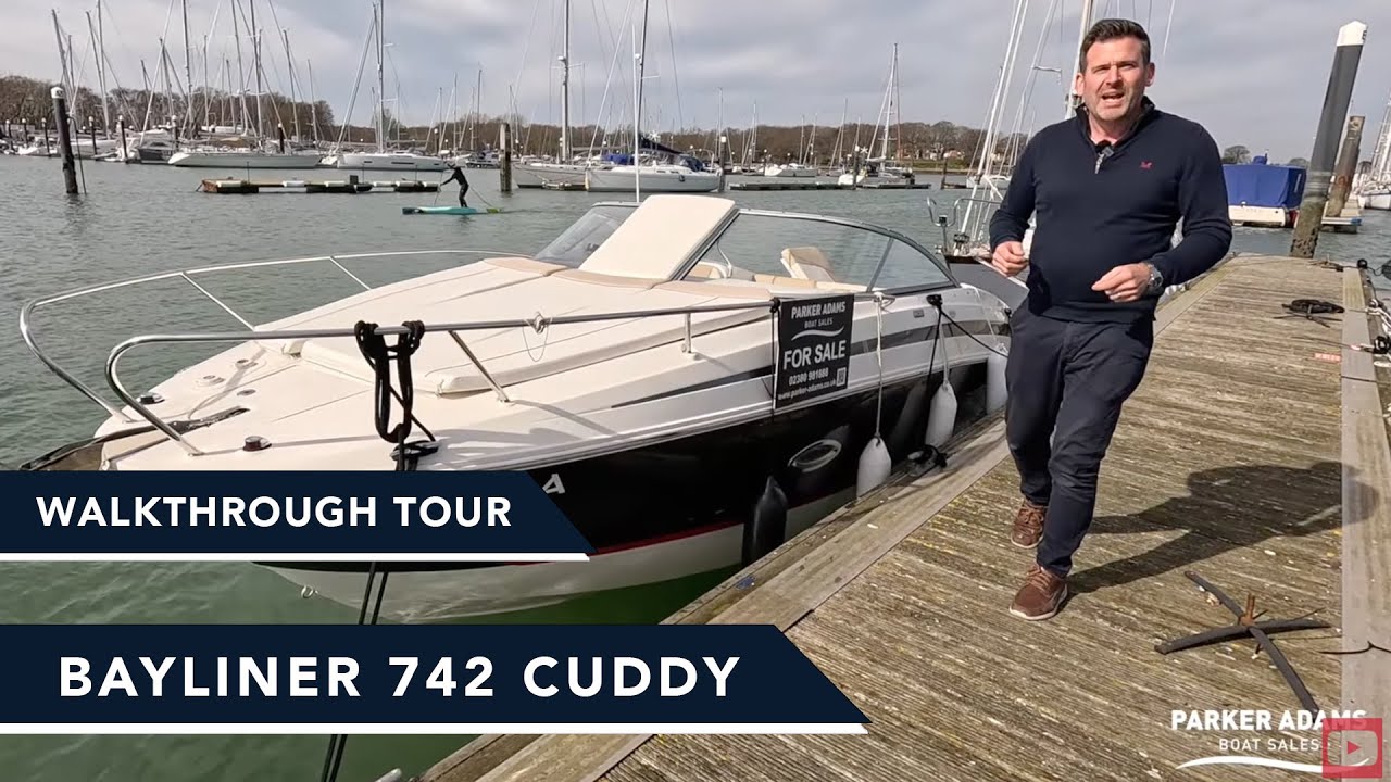 Bayliner 742 Sports Cruiser - Lovely Condition and spacious Sports Cuddy with Mercruiser Inboard