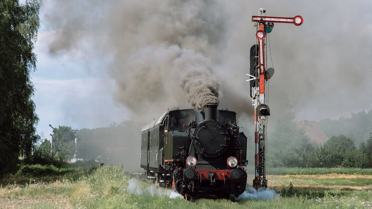 Parowóz TKh 05353 z pociągiem retro „Wakacyjny Stefan