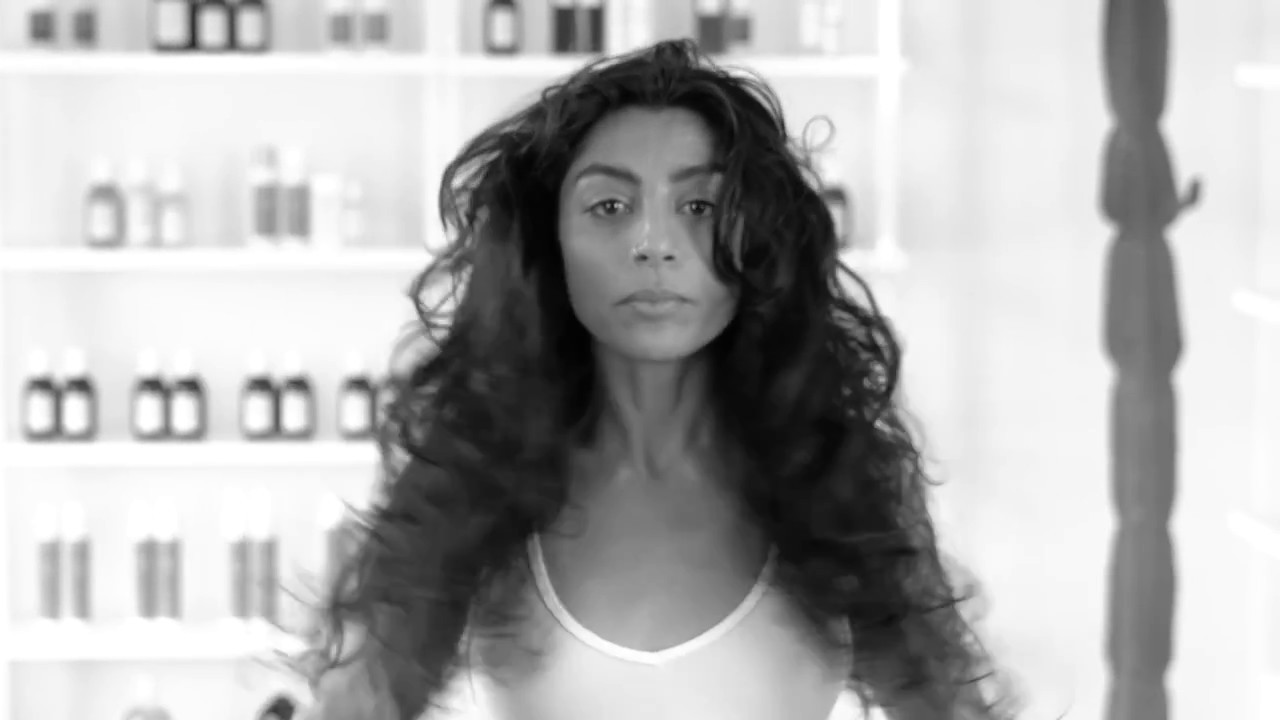 Sachajuan How to: Curly Hair