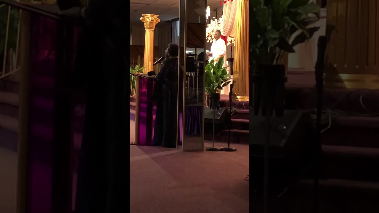 Psalmist Callie Day Singing Hear My Prayer (Acoustical Version)