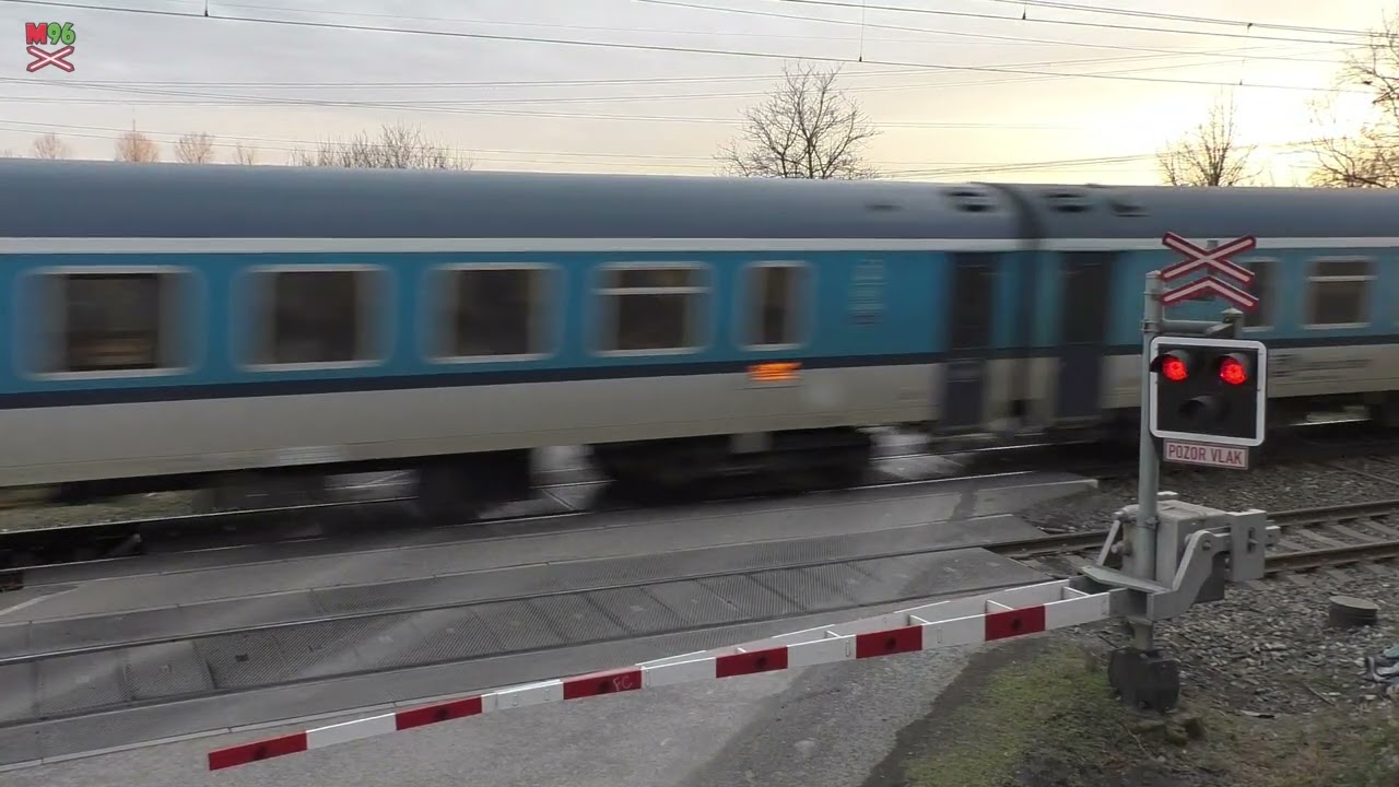 Železniční přejezd Praha-Radotín #2 [P263] - 25.1.2025 / Czech railroad crossing