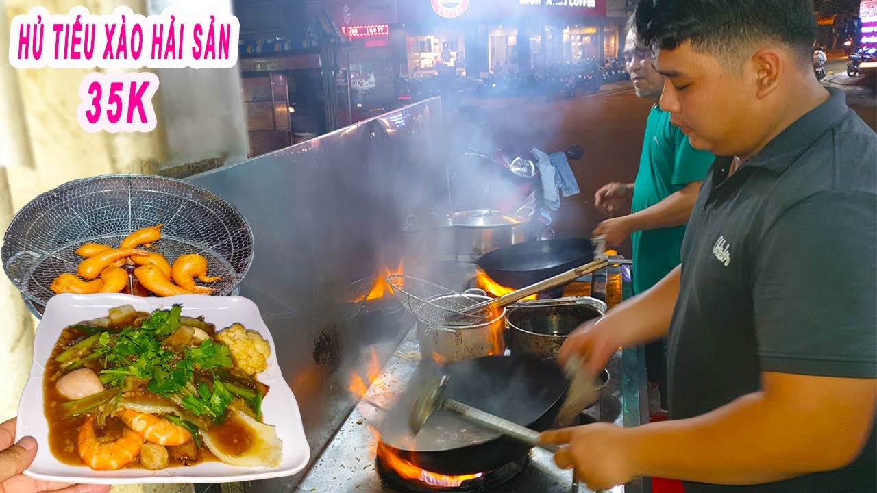 Phát thèm dĩa Hủ Tiếu Xào Hải Sản chỉ 35K của Người Hoa ở Sài Gòn