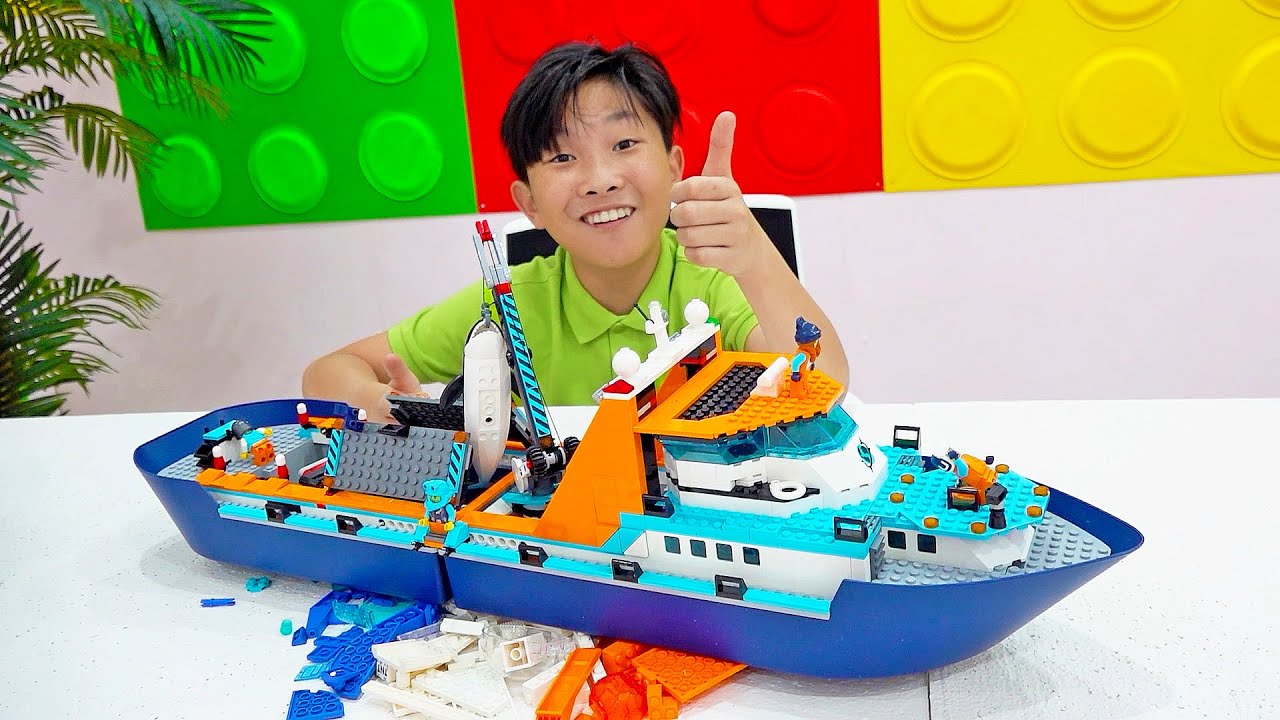сборка игрушечной машинки из цветных блоков для детей Lego Technic Car Toy Assembly for Kids