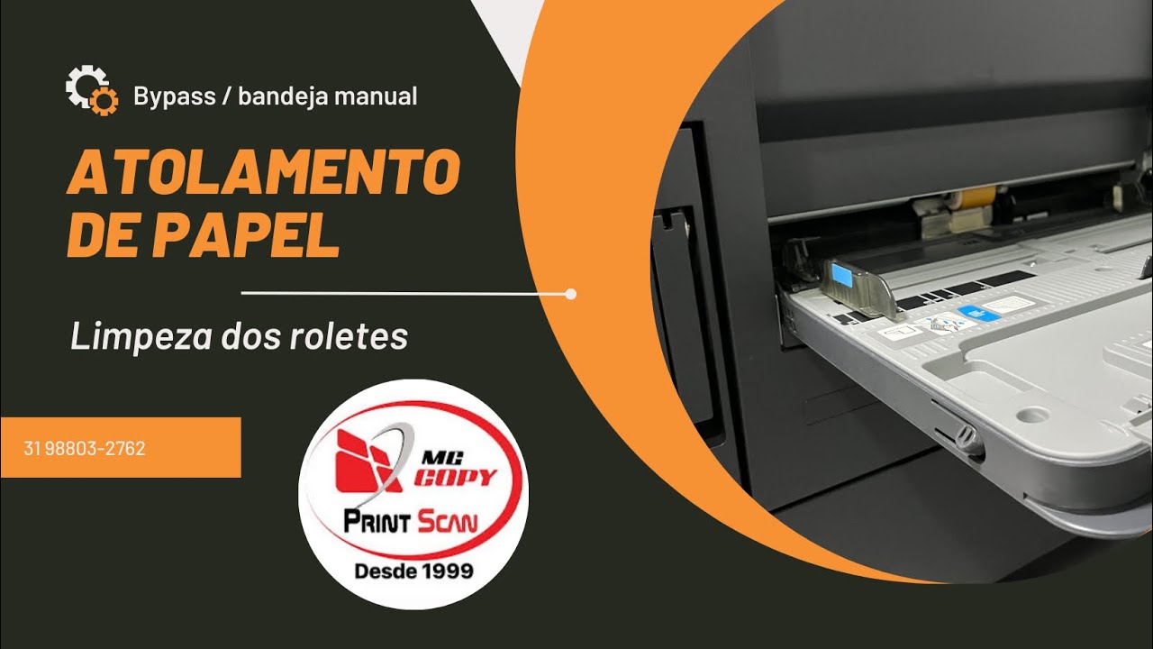 Atolamento de papel no bypass da Konica Minolta. Paper jam in Konica Minolta bypass.