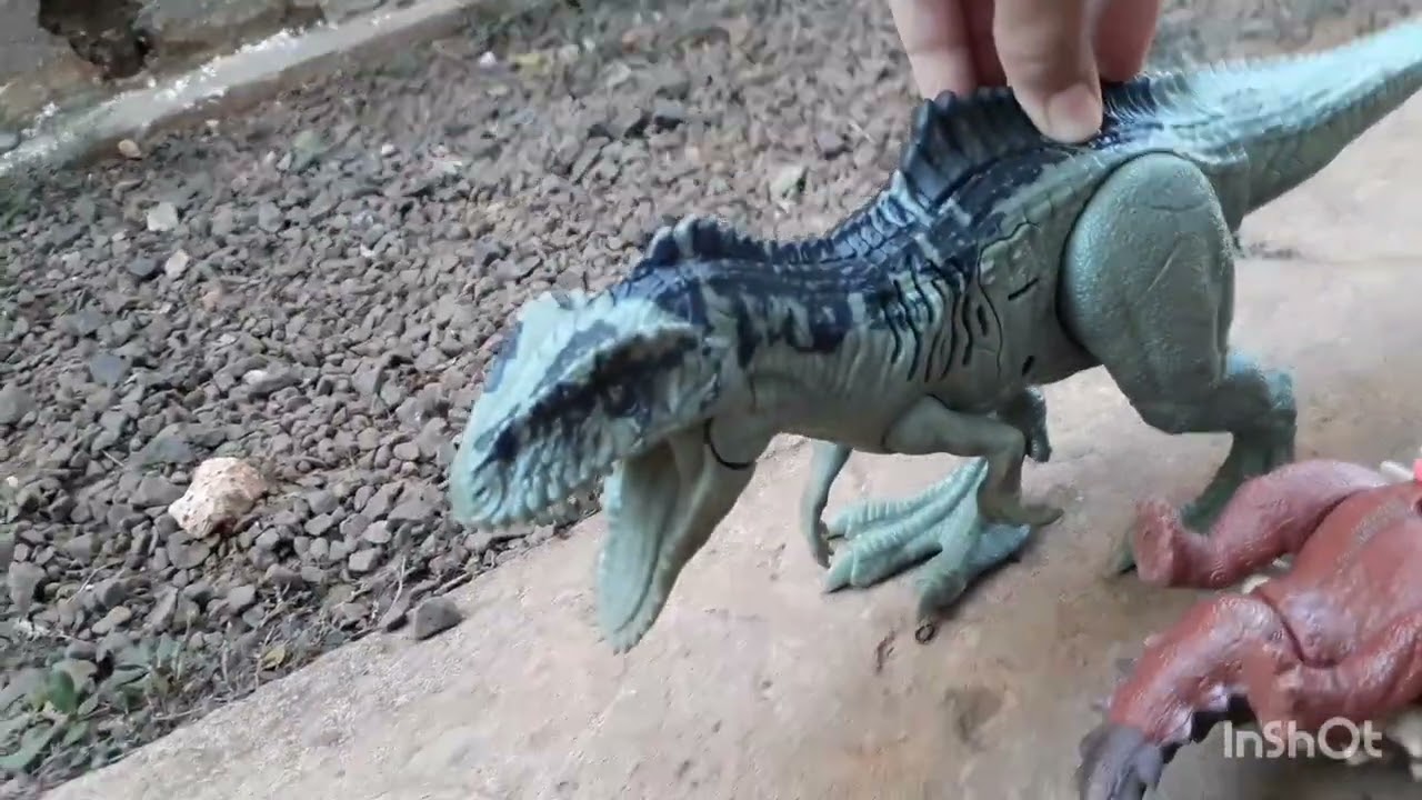 Tiranotitam VS Giganotossauro 