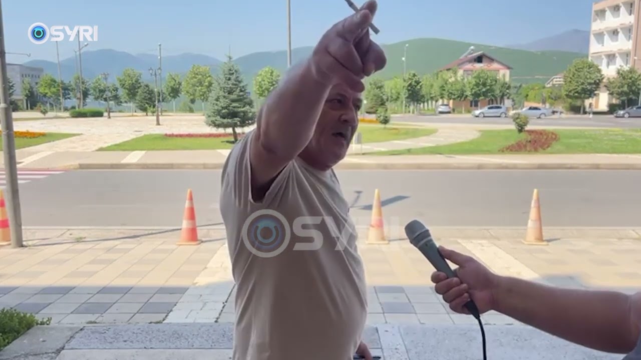 Kukës/ Mungesa e mbikalimeve, banorët e lagjes së Drinasit në protestë