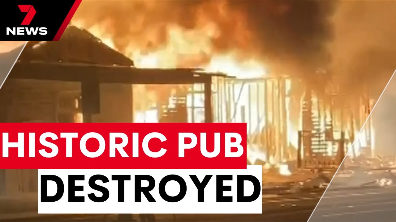 Gurley’s historic Royal Hotel pub destroyed in fire | 7NEWS