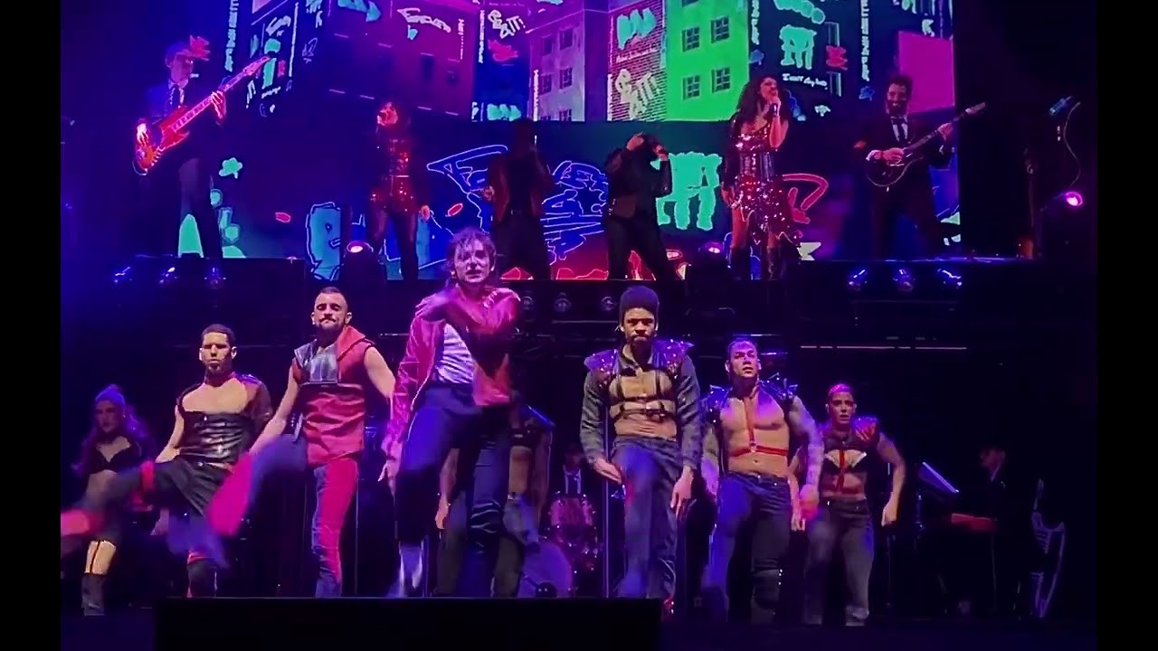 Michael Jackson - Forever, King of Pop - Beat it - Le Grand Rex - Paris 2026