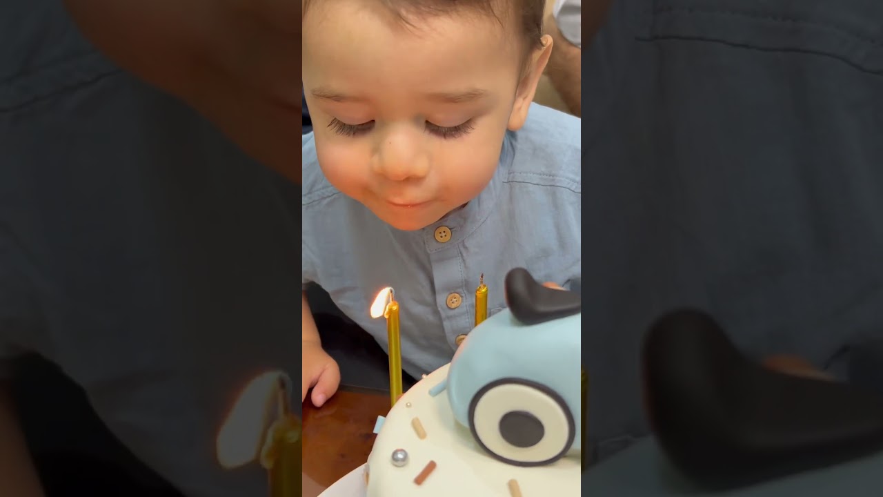 Blowing out the birthday candle #hakan #baby #cutebaby #candle #birthdaycake #birthdayparty