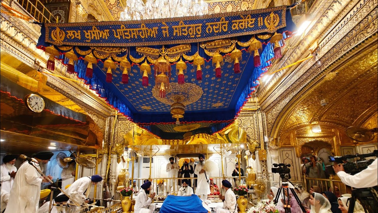 ਸੰਗਤ ਜੀ ਦਰਸ਼ਨ ਕਰੋ ਧੰਨ ਧੰਨ ਸਾਹਿਬ ਸ਼੍ਰੀ ਗੁਰੂ ਗ੍ਰੰਥ ਸਾਹਿਬ ਜੀ ਦੇ ਸ੍ਰੀ ਹਰਿਮੰਦਰ ਸਾਹਿਬ ਤੋਂ