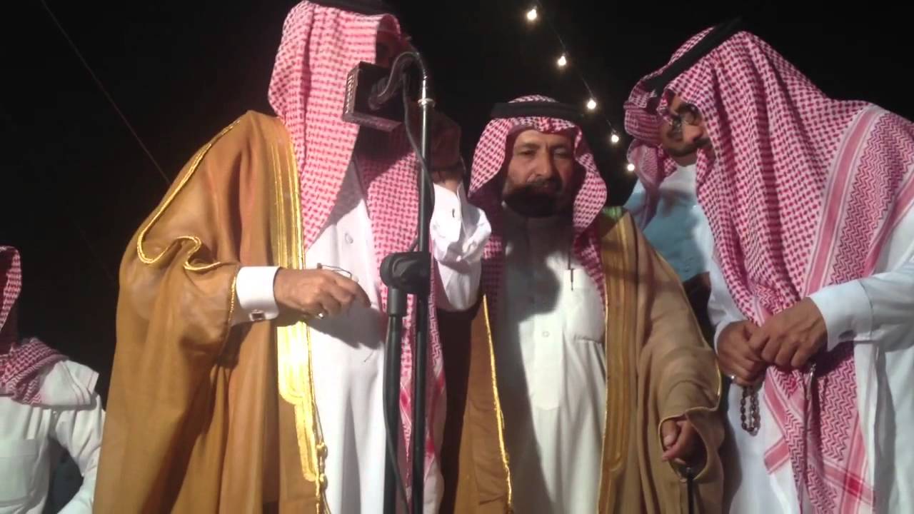 سعيد بن هضبان يرفض تكريمة ويلقي كلمة لزافي بن عكيف