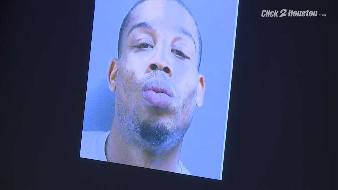 Authorities asking for help to find pimp who skipped out on 40-year prison sentence