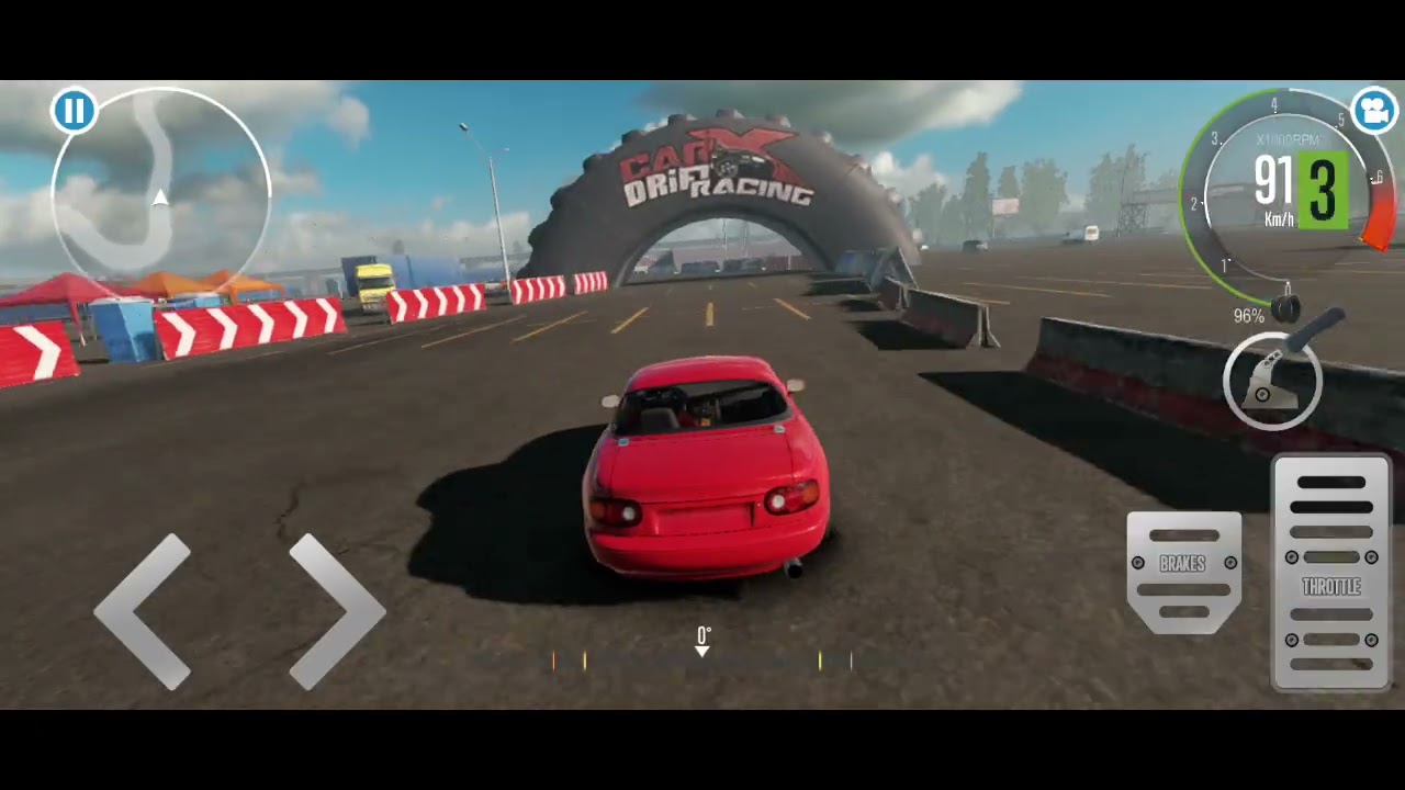 Miata Run in Parking (yeah it cannot drift)