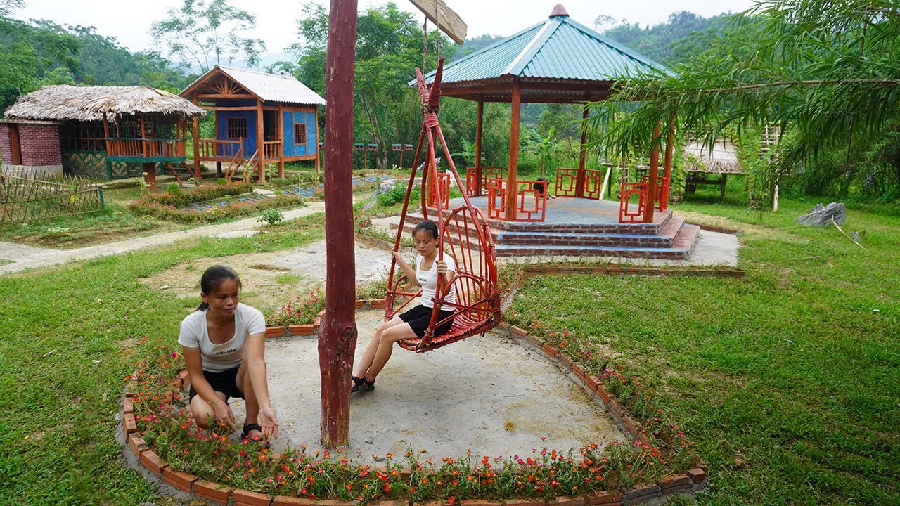 Hoàng Thị Chiển | Building Farm Life, Build flower beds and plant flowers around the hexagonal house