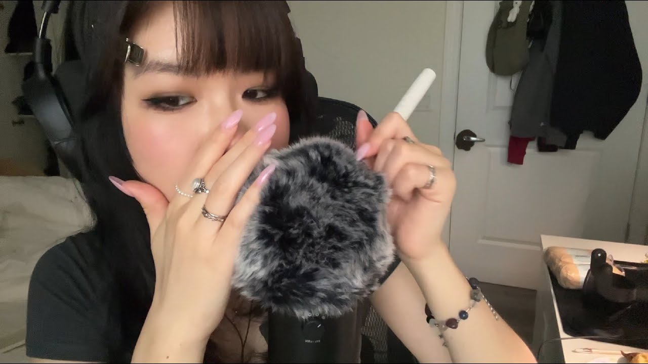 ASMR mic brushing & touching // mouth sounds and repeating words
