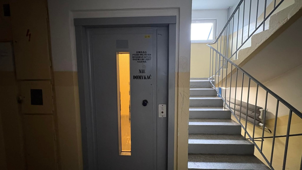 Wrocław, ul. Kozanowska 30, 32, 34 - 3x ZREMB licencja