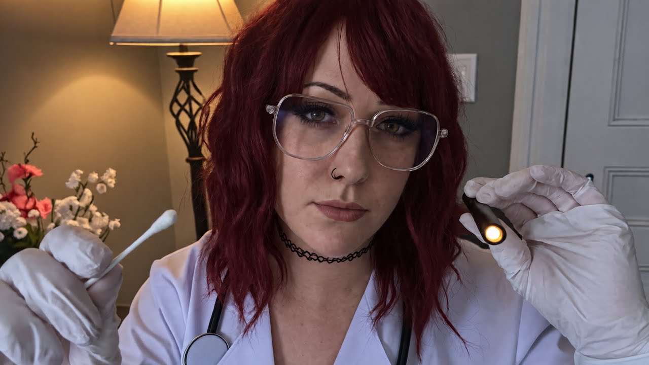 ASMR | Врач проводит осмотр и лечение травмы головы