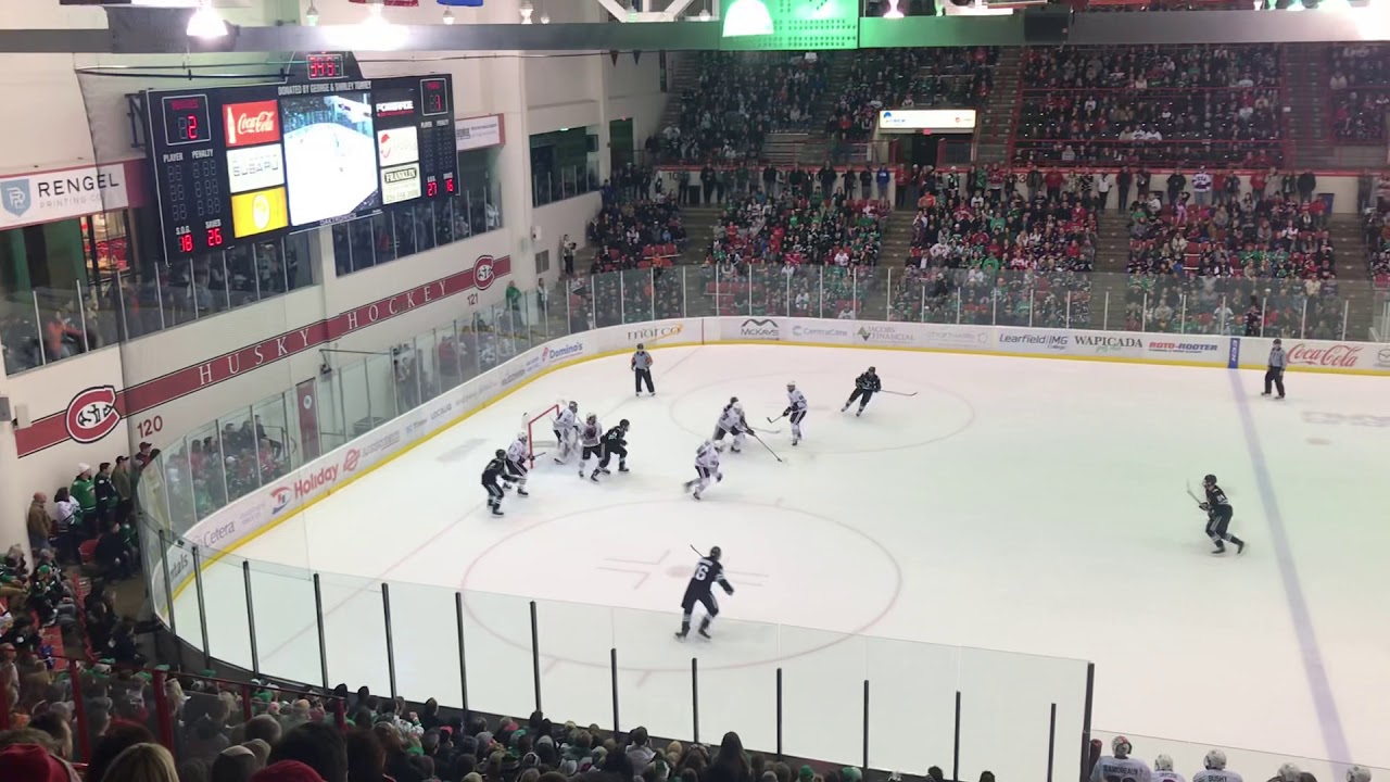 St. Cloud vs North Dakota