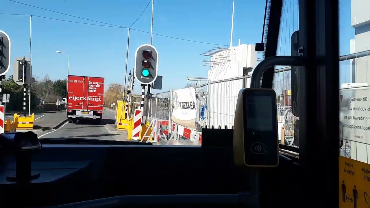 Rit in Lijn 50 Van Leiden Centraal Tot halte Zuiderstraat in Sassenheim