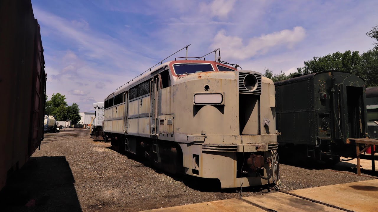 Alco FA Locomotive Startup
