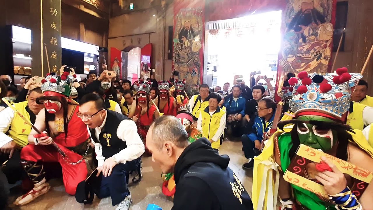 艋舺青山宮恭迎北港媽祖(正駕糖郊媽)聖駕蒞臨艋舺遶境-青山宮【八將團】喊班義式