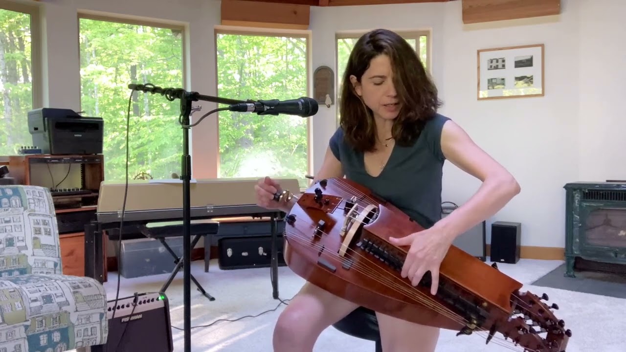 El roble y la golondrina cantarina (a Hurdy gurdy tune)