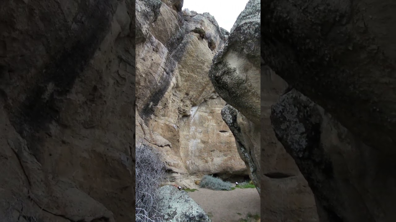 Uma linda visita a Punta Walichu, observando pinturas rupestres feitas h&aacute; aproximadamente 4000 anos.