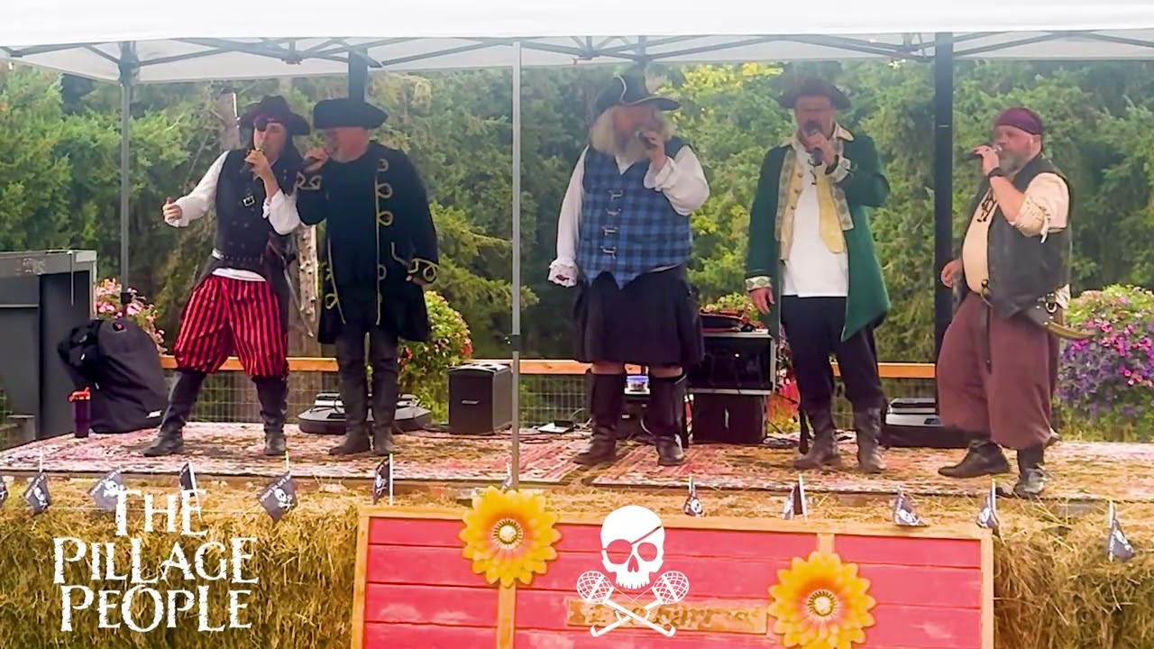 (I'm Gonna Be) 10,000 Miles Away (live) - Oct 11 2025 #proclaimers #pirates #pirateband