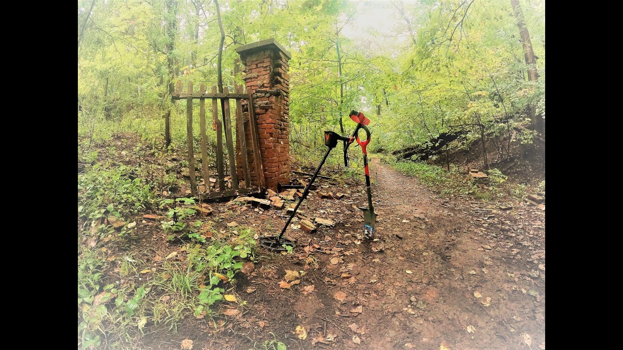 Metal Detecting an old homestead in the woods with my Vanquish 540 and finding lots of bullets