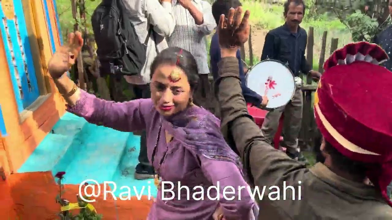 Lal Chiri /Lal Chidya/ LalChidi