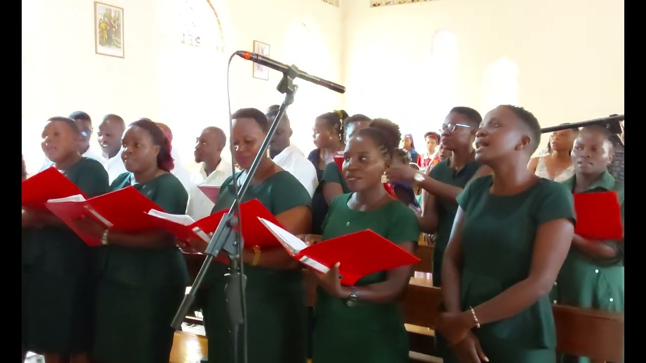 GGWE KATONDA TUKUGULUMIZA Fr Namukangula