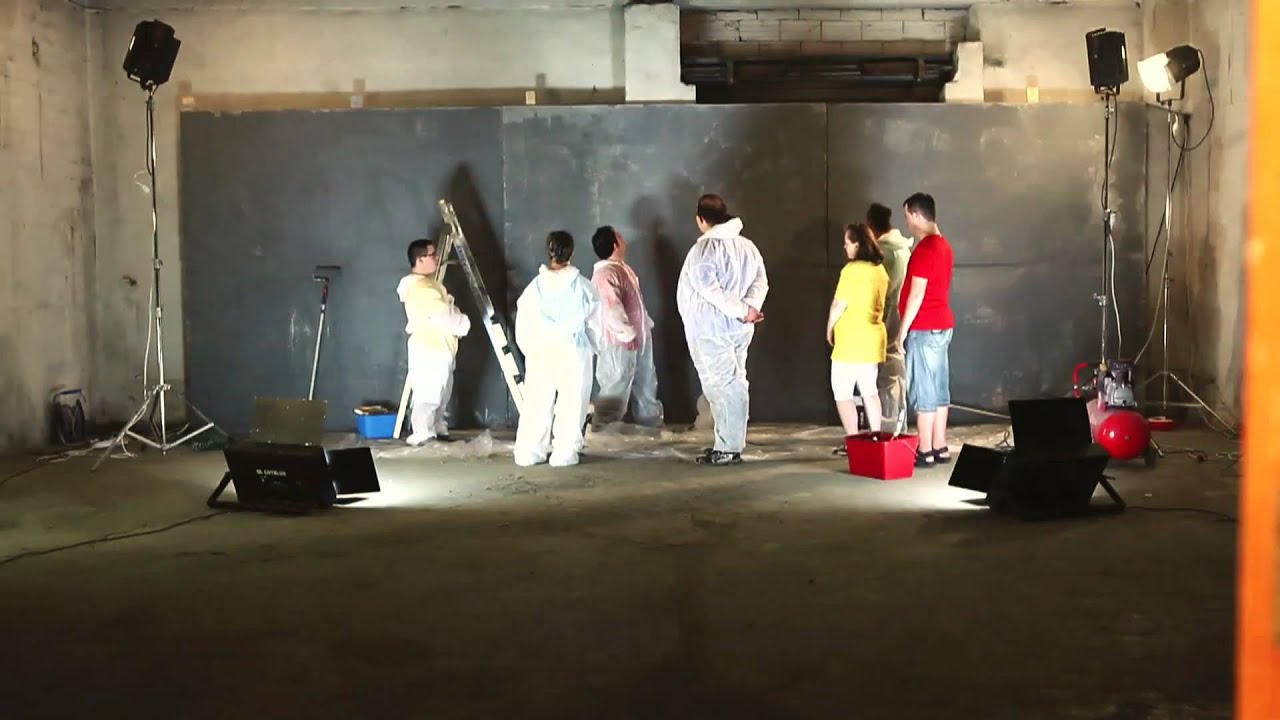 Déjanos entrar.  Videoclip Asindown.  5Dedos Producciones