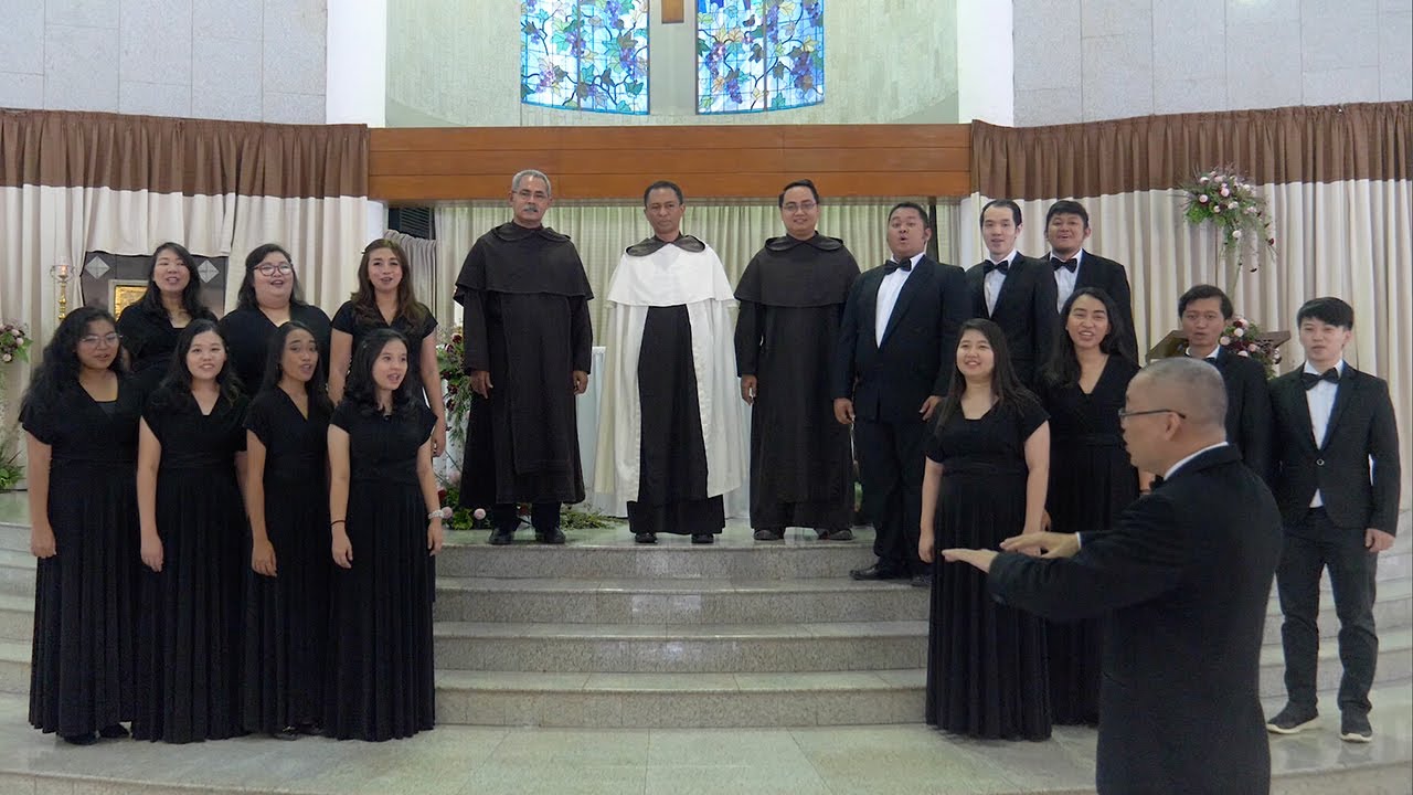 St. Venantius Choir - I Will Sing With The Spirit (John Rutter)