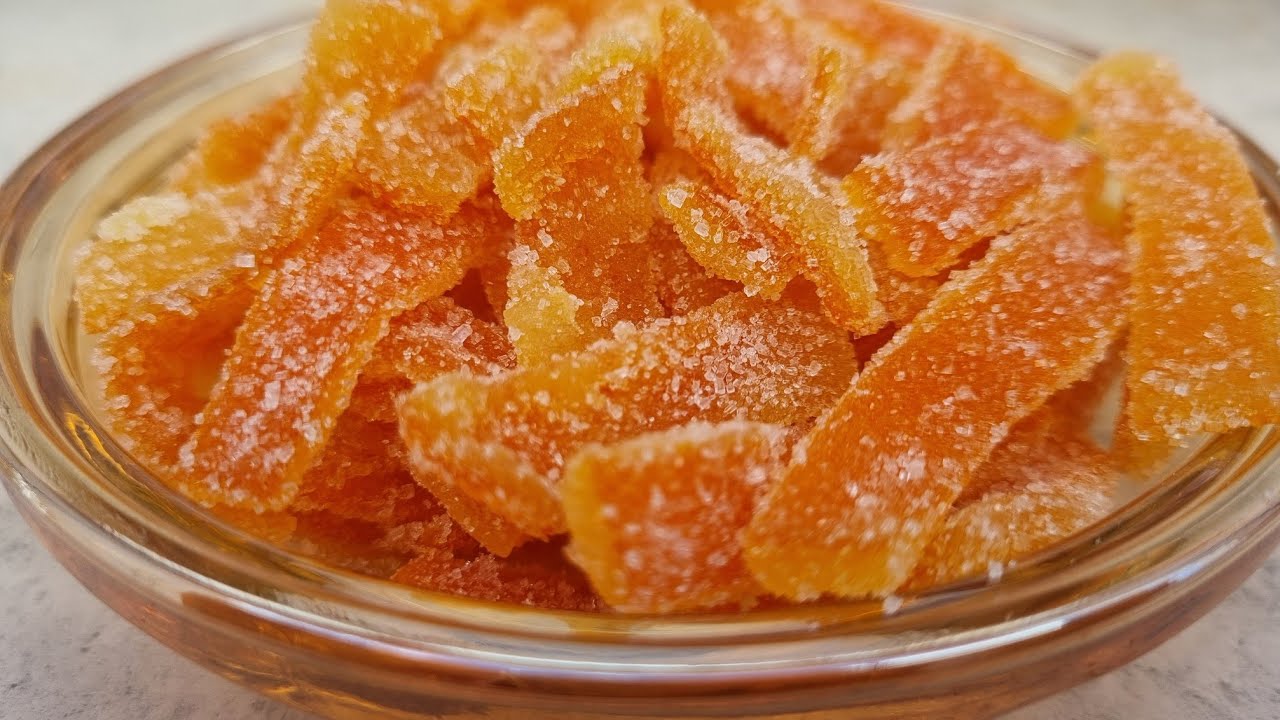 Candied orange peel/&Eacute;corce d'orange confite
